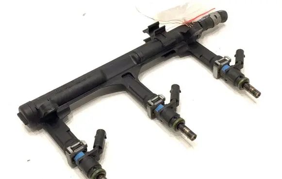 Audi A7 S7 4G Fuel main line pipe 06E906031A
