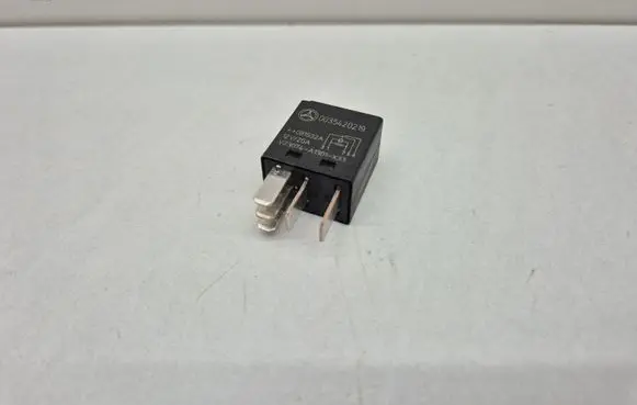 Mercedes-Benz Sprinter W906 Other relay 0035420219