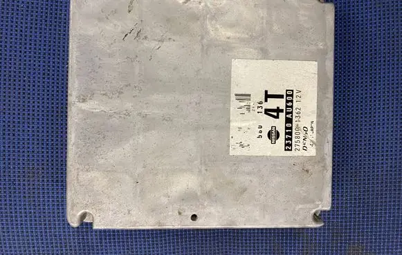 Nissan Primera Engine control unit/module 23710AU600 2758001362