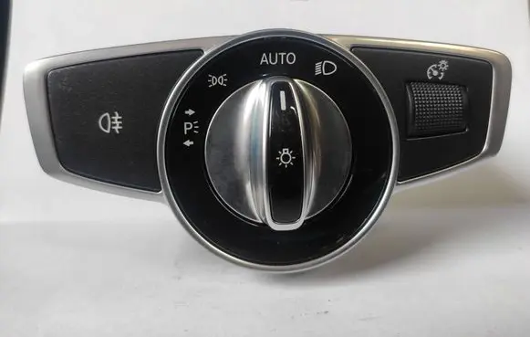Mercedes-Benz C W205 Light switch A2059057007 10128761