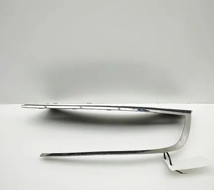 Opel Mokka B Front bumper splitter molding 9835155280