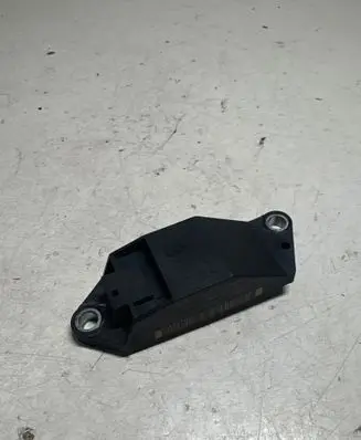 Mercedes-Benz E W211 Airbag deployment crash/impact sensor A0018209326 25571179A4