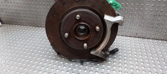 Ford Fiesta Front wheel hub spindle knuckle 8V51-3K170-AF 8V51-3K170-BE