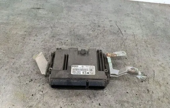 Toyota Yaris Engine control unit/module ECU 896610DK51