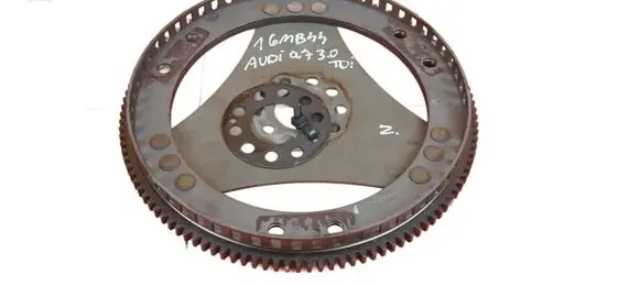 Audi Q7 4L Flywheel 059105323T BUG