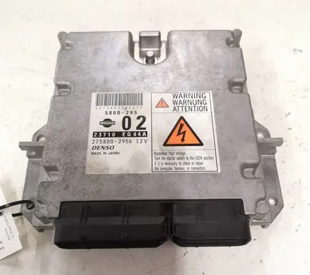 Nissan X-Trail T30 Engine control unit/module 23710EQ44A 2758002956 5800295