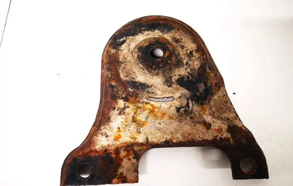 Ford Galaxy Engine mounting bracket