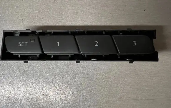 Volkswagen Touareg II Seat memory switch 7P1959469A