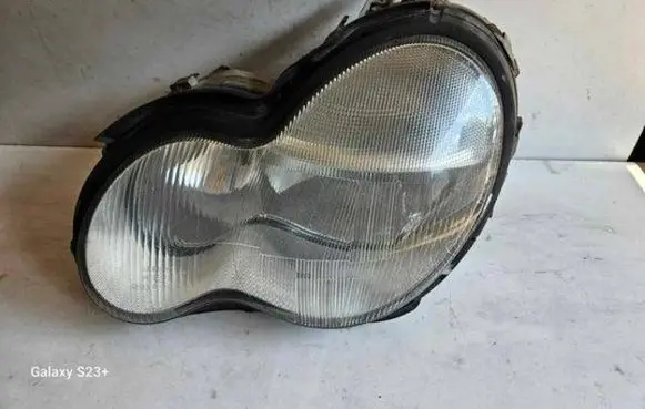 Mercedes-Benz C W203 Headlight/headlamp A2038200161 200701 0301166201