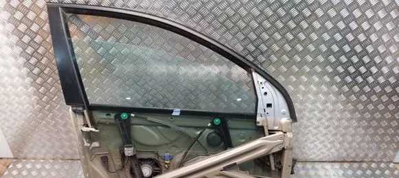 Volkswagen Golf V Front door S26380213