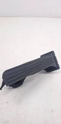 Volkswagen Touran I Accelerator throttle pedal 1T1723503H 6PV00868901