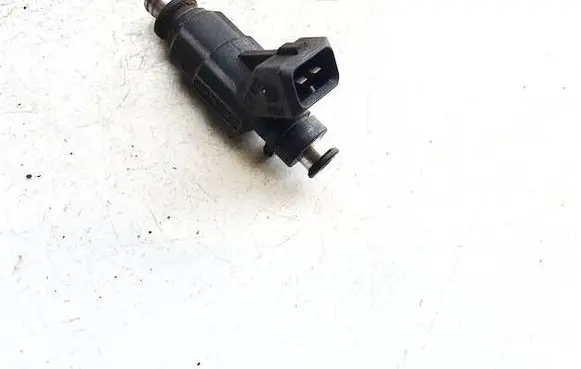 Mercedes-Benz C W202 Fuel injector 0280155742 a1120780049