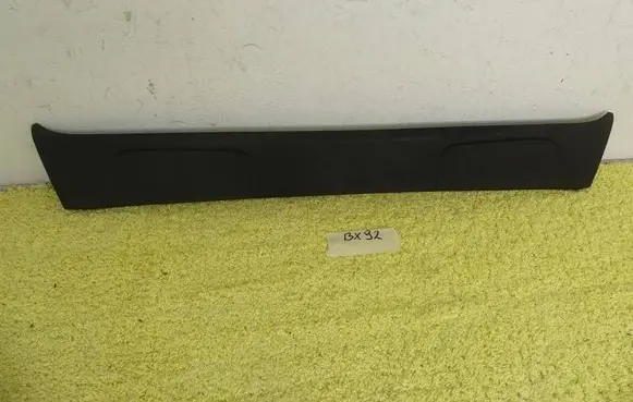 Porsche 992 Parcel shelf grill 992867755 992868431A 992868432A