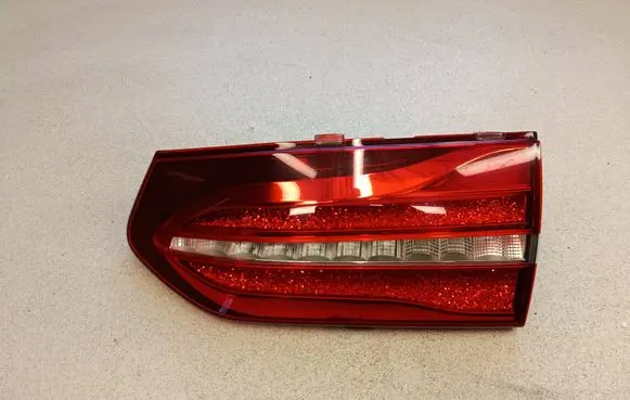 Mercedes-Benz E W213 633000