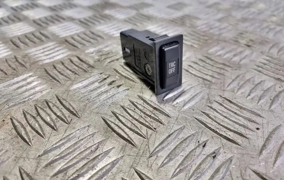 Toyota Avensis T250 Traction control (ASR) switch TR8801