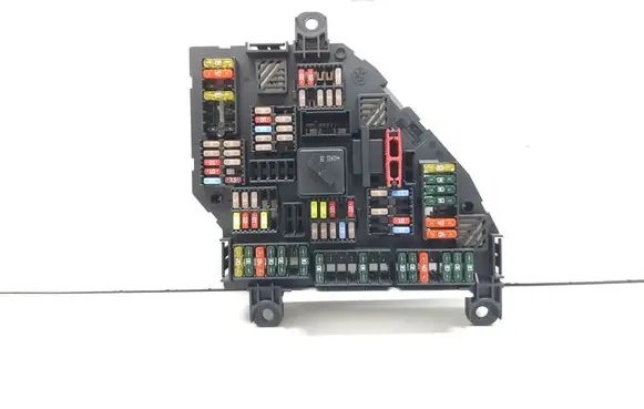 BMW 5 F10 F11 Fuse module 9252813