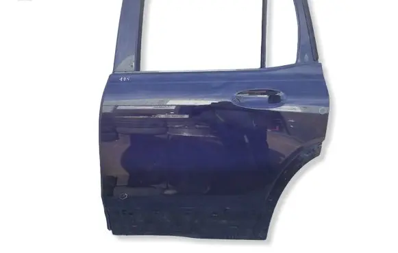 Mercedes-Benz EQB Rear door 