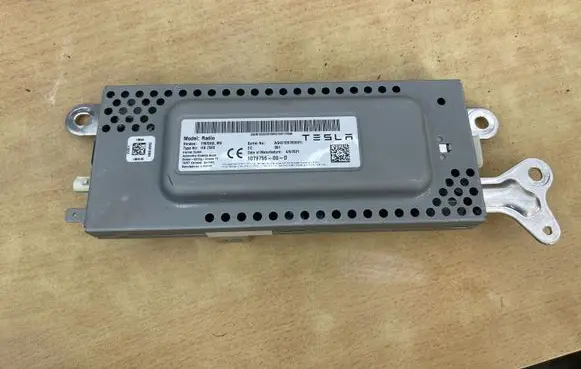 Tesla Model 3 Other control units/modules 107975500D
