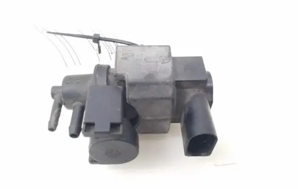 Audi Q7 4L Turbo solenoid valve 059906628B