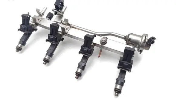 Opel Meriva B Fuel injectors set 55577580 0280151267 0280158205