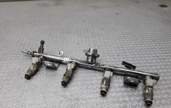 Fuel injectors set