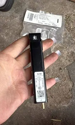 Volkswagen Tiguan Aerial antenna amplifier 5NA035577A
