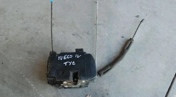 Tailgate/trunk/boot lock/catch/latch