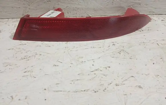 BMW X5 G05 Rear tail light reflector 7463974