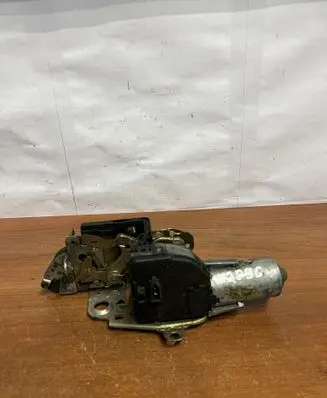 Mercedes-Benz E W210 Tailgate/trunk/boot lock/catch/latch 0390201678 D2896