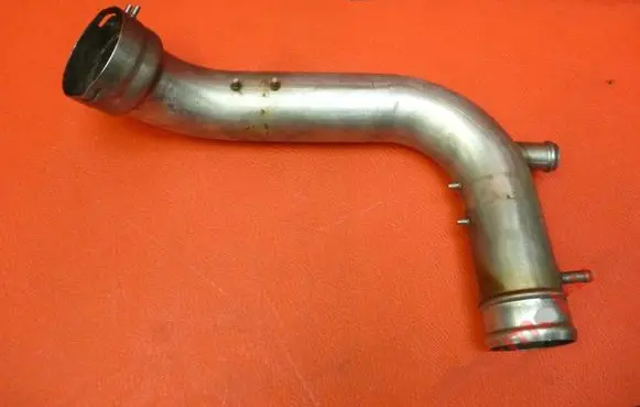 Audi TT Mk1 Intercooler hose/pipe 06A145681H