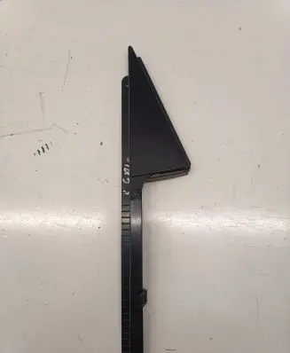 Mini Cooper Countryman F60 Rear door glass trim molding 7390659