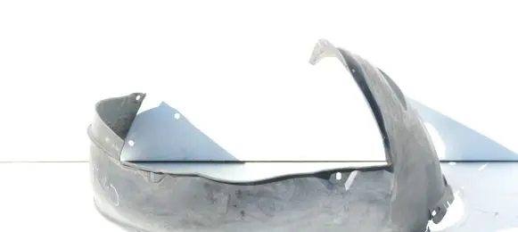 Audi A6 S6 C4 4A Front wheel arch liner splash guards 4A0821172