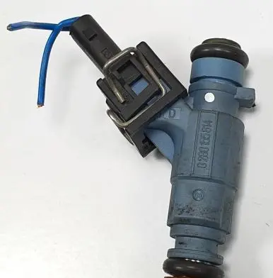 Smart ForTwo I Fuel injector 0003099V004