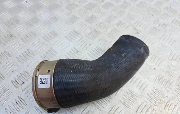Volvo V40 Intercooler hose/pipe 31657738