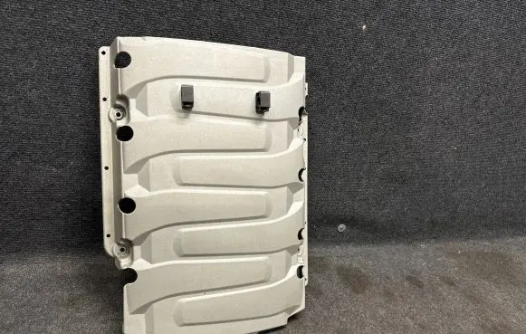 Chevrolet Camaro Engine cover (trim) 12657935 243576845 12657934