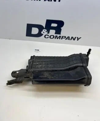 Volkswagen Golf VIII Active carbon filter fuel vapour canister 5WA201801 5Q0196D