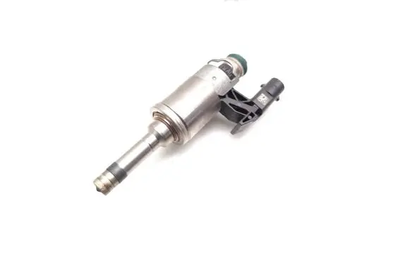 Skoda Octavia Mk3 (5E) Fuel injector 0261500354
