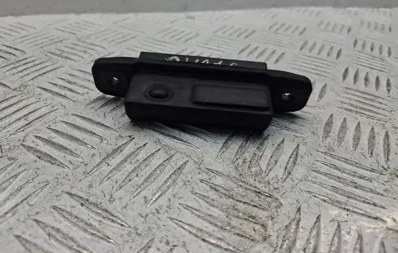 Toyota Avensis T270 Tailgate release/open handle 8484028040