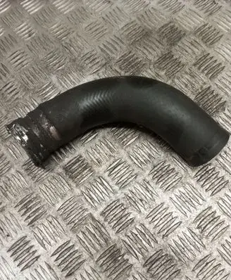 Toyota Auris 150 Engine coolant pipe/hose