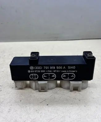 Volkswagen Sharan Coolant fan relay 701919506A
