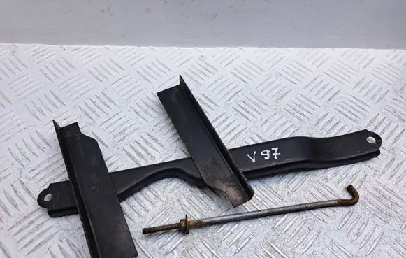 Toyota Corolla Verso AR10 Battery bracket 744040F040 7445102012