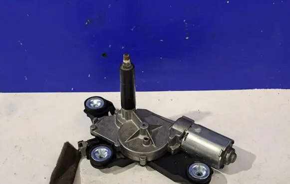 Volvo V50 Rear window wiper motor 0390201582 31218473