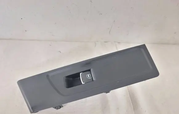 Volkswagen PASSAT B7 Electric window control switch 3AB857858