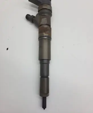 BMW 5 E60 E61 Fuel injector 0445110209 7794435 155488919