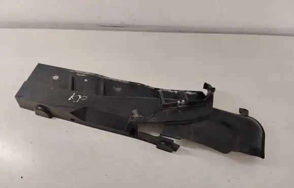 Ford Focus C-MAX Fender mounting bracket 3M51R02477 3M51R02477AJ
