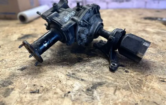 Toyota Urban Cruiser (XP110) Gearbox transfer box case 