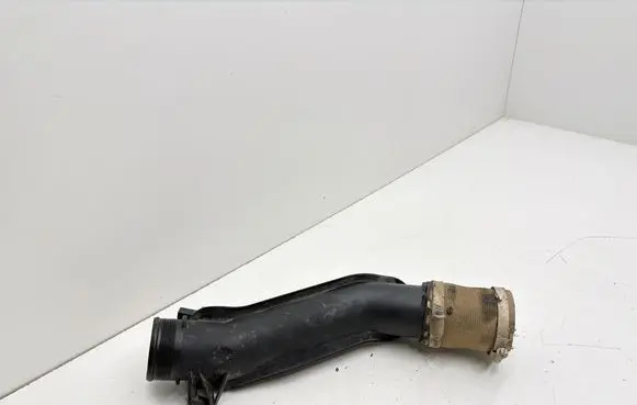 Volkswagen Touareg II Intercooler hose/pipe 7P0145795
