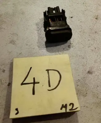 Volvo S40, V40 Other switches/knobs/shifts 30813431