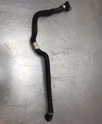 BMW 5 F10 F11 Engine coolant pipe/hose 8647299 72363055