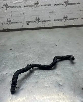 Engine coolant pipe/hose